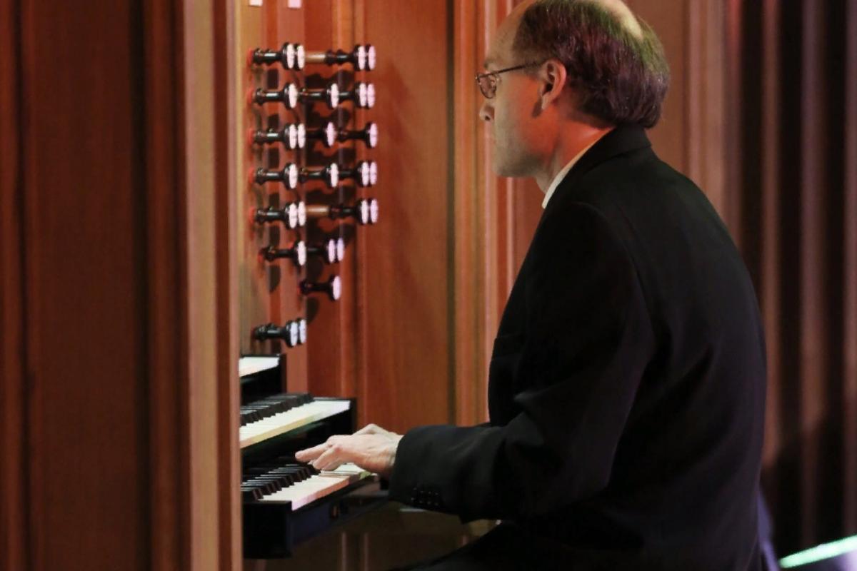 Famous Spanish organist Julian Bewig performed in Penza
