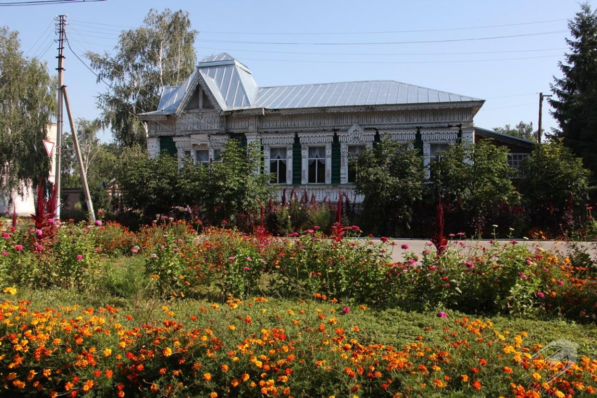 Pushkin Centre dedicated to Natalia Pushkina-Lanskayaй